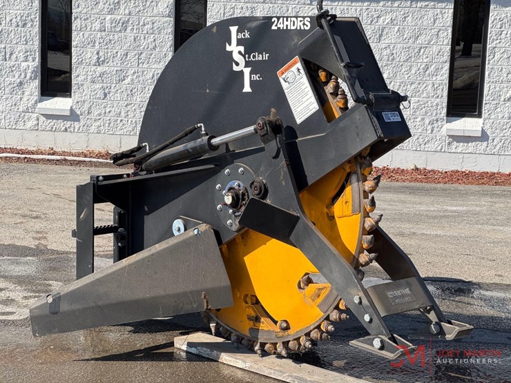 erskine-24hdrs-heavy-duty-rock-saw-skid-steer-attachment-image-1
