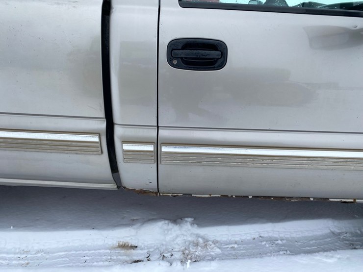 2001-chevrolet-pickup-image-12