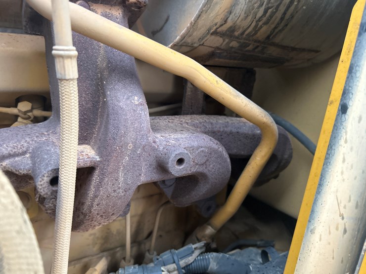 2011-deere-310sj-image-32