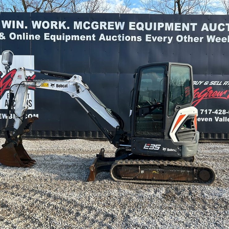 2019 BOBCAT E35i