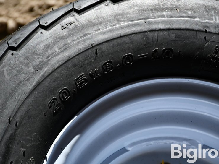 destone-20.5x8.0-10-tire-on-6-bolt-rim-image-11