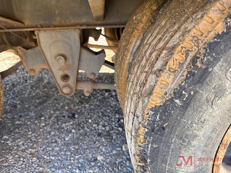 24'-tag-trailer-image-10