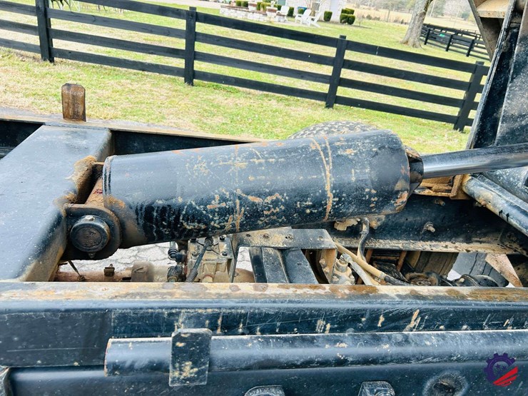 2012-international-durastar-4300-image-58