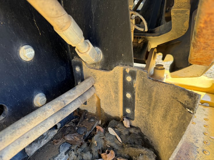 2012-caterpillar-950k-image-71