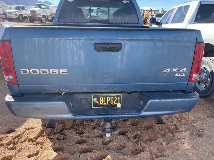 2004-dodge-1500-image-4