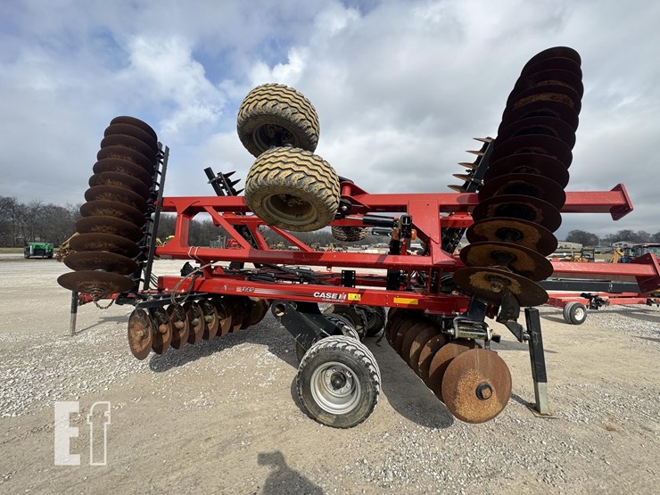 2021-case-ih-true-tandem-345-image-13