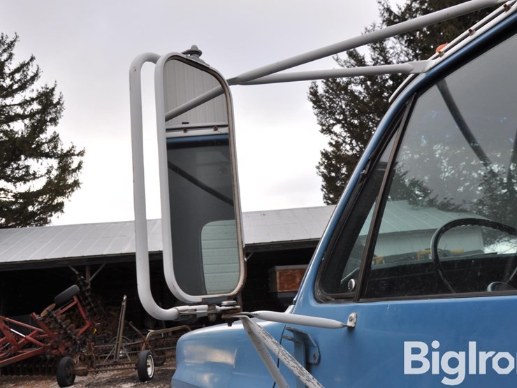 1975-chevrolet-c60-image-14