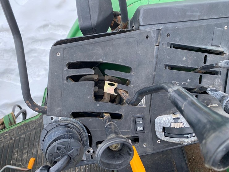 john-deere-6310-image-56