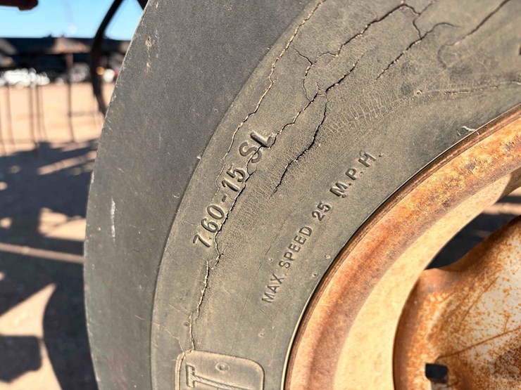 case-ih-4800-image-15