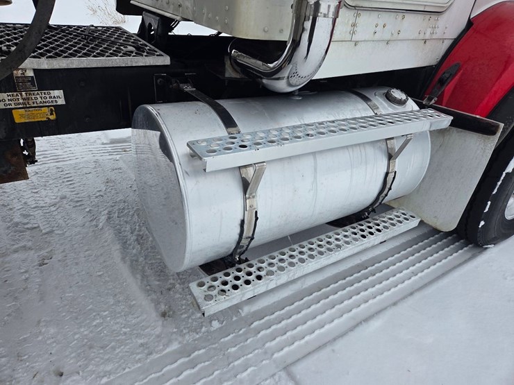 kenworth-t800-image-12