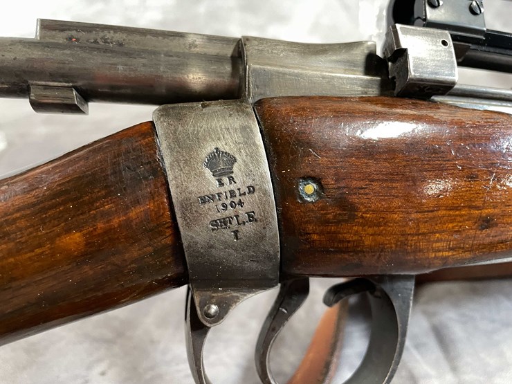 #1217-•-lee-enfield-mk.1,-bolt-action-rifle-sn:-4180-(neenah,-wi)-image-20