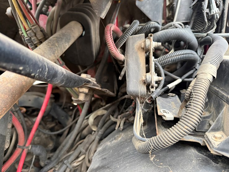 2007-caterpillar-c13-image-17