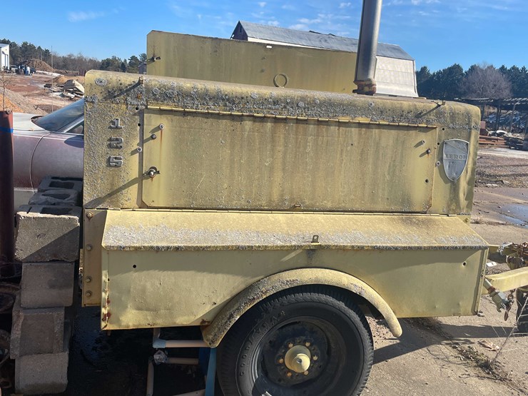 #13065-•-le-roi-gas-powered-generator-on-wheels-image-16