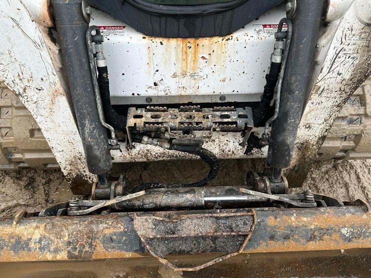 2021-bobcat-t770-image-10