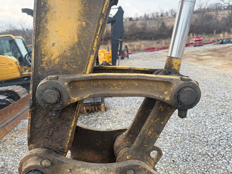 2017-komatsu-pc88mr-10-image-14