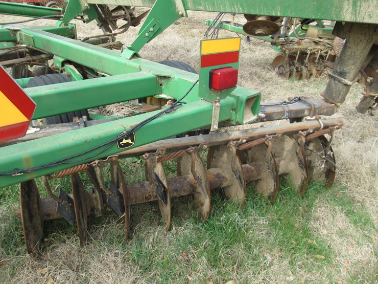 john-deere-637-image-14