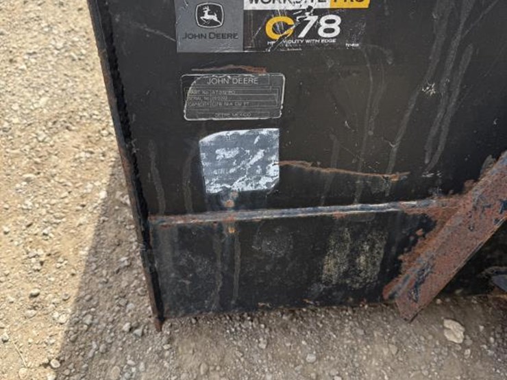 2018-deere-325g-image-11