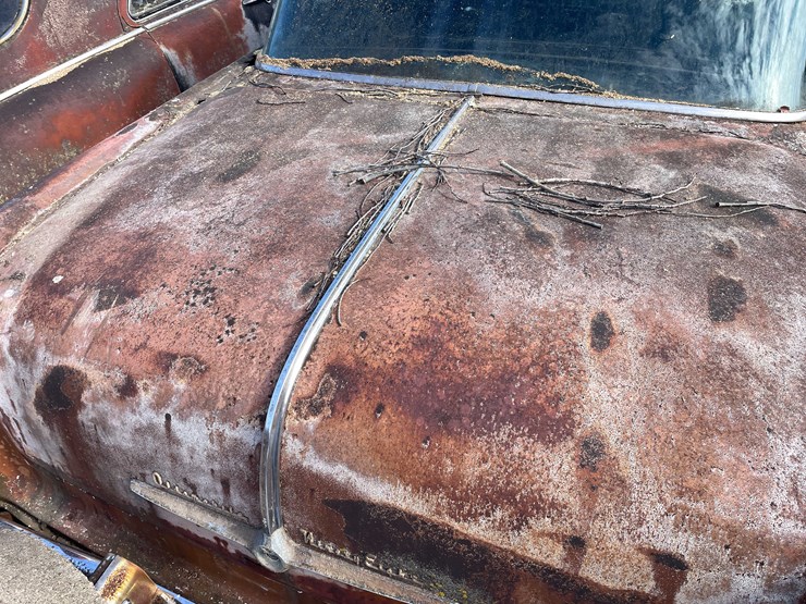 #13026-•-(1)-vintage-truck-and-(2)-vintage-cars-(no-title)-image-97