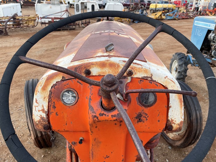 ford-tractor-image-6