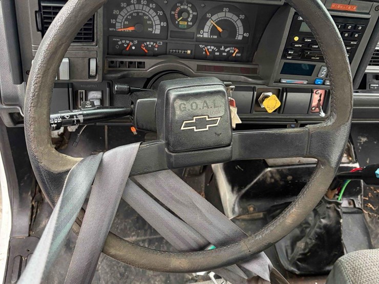 1998-chevrolet-t7500-image-14