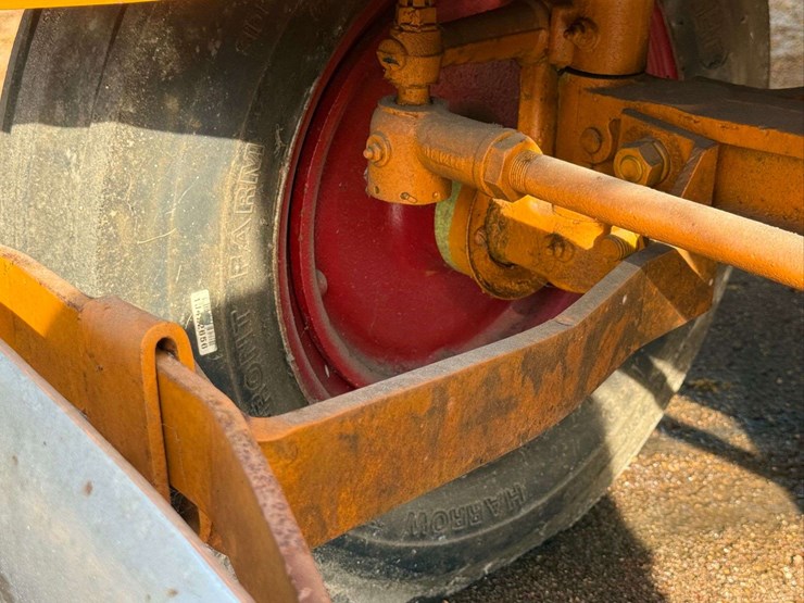 minneapolis-moline-udlx-image-46