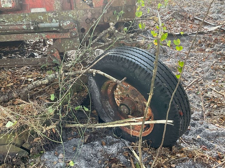 minneapolis-moline-jet-star-3-image-24