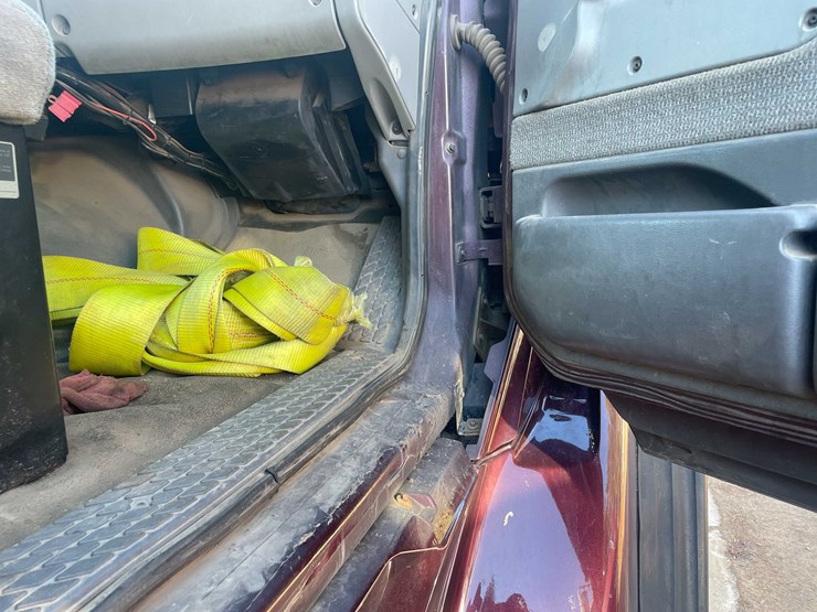 #13005-•-1999-sterling-dump-truck-(has-wi-title)-image-86