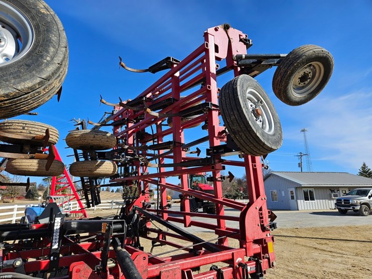 case-ih-200-image-12