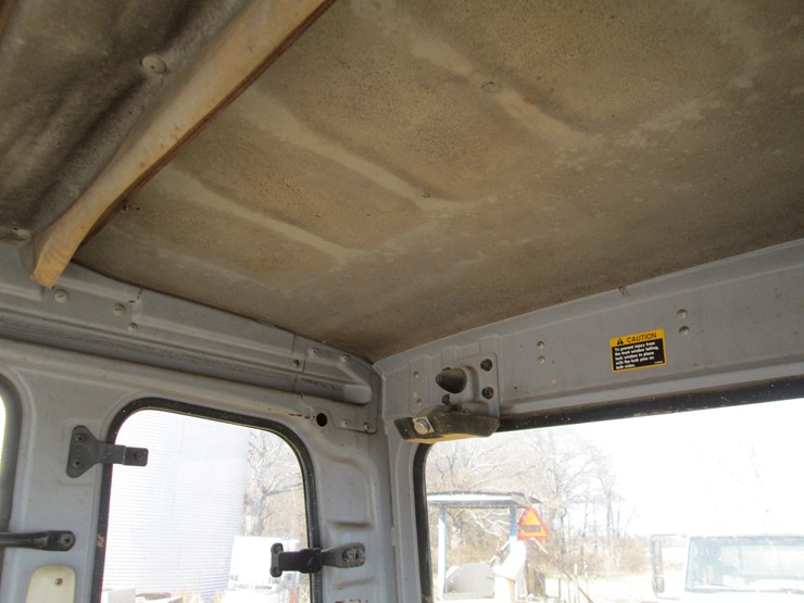 deere-200-lc-image-47