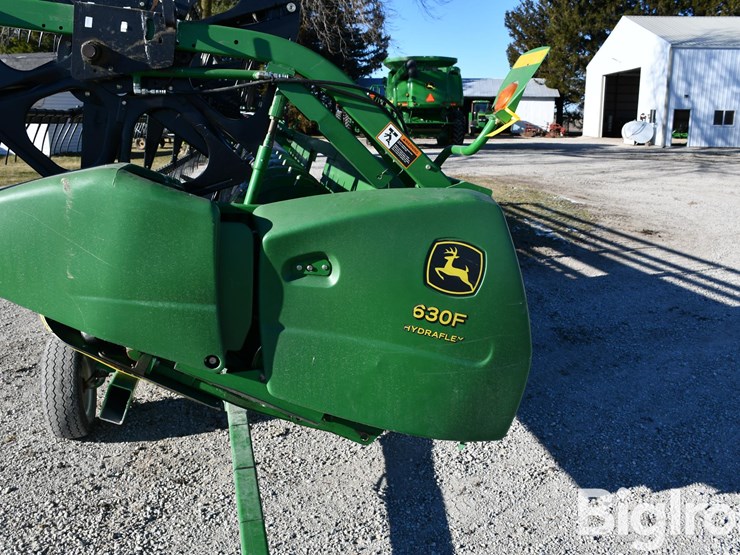john-deere-630f-image-11