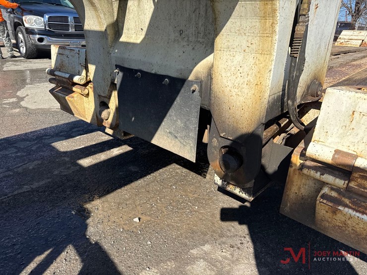 2007-trail-king-tk110hdg-523-image-8