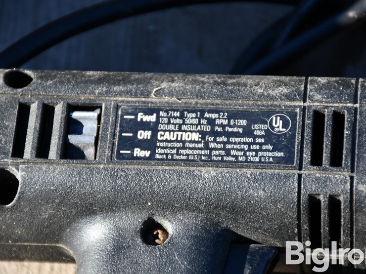 lot-of-power-tools-image-15