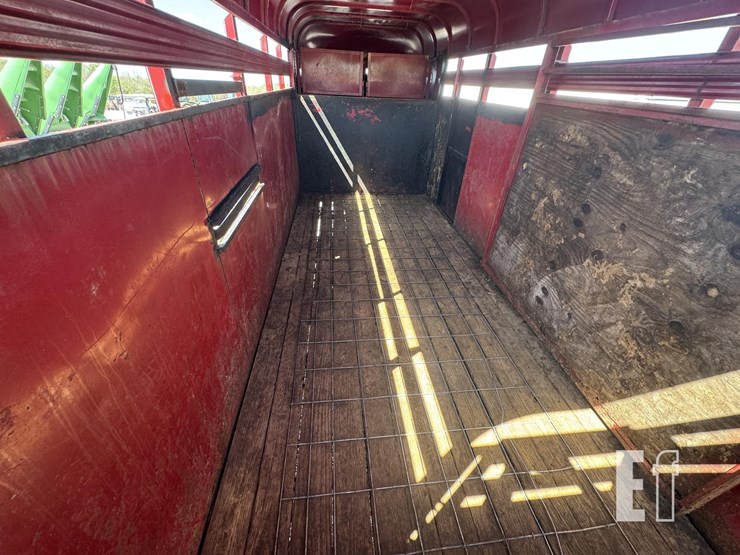 supreme-16-ft-image-11