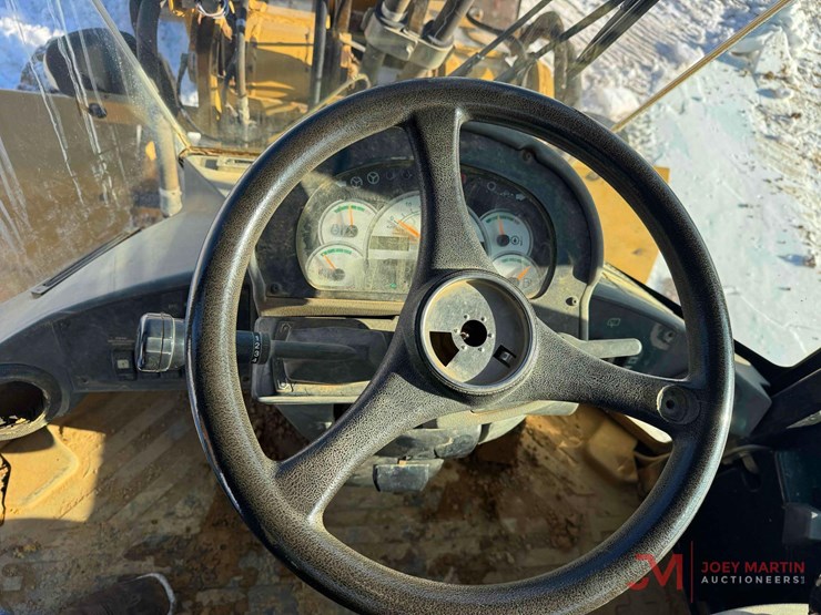 caterpillar-930g-image-29