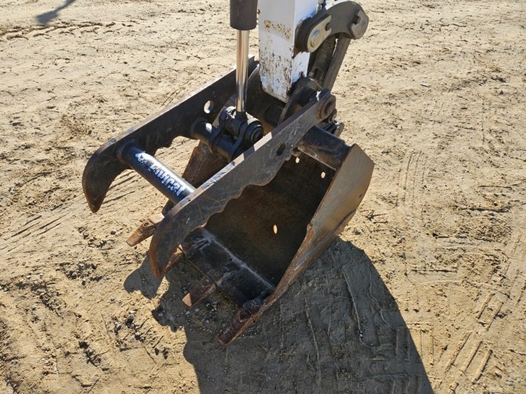 bobcat-e35i-image-11