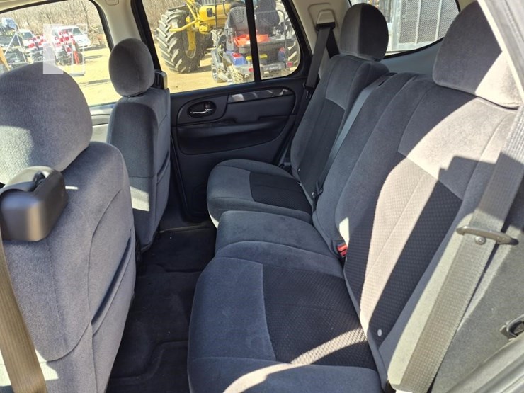 2009-gmc-envoy-sle-image-14