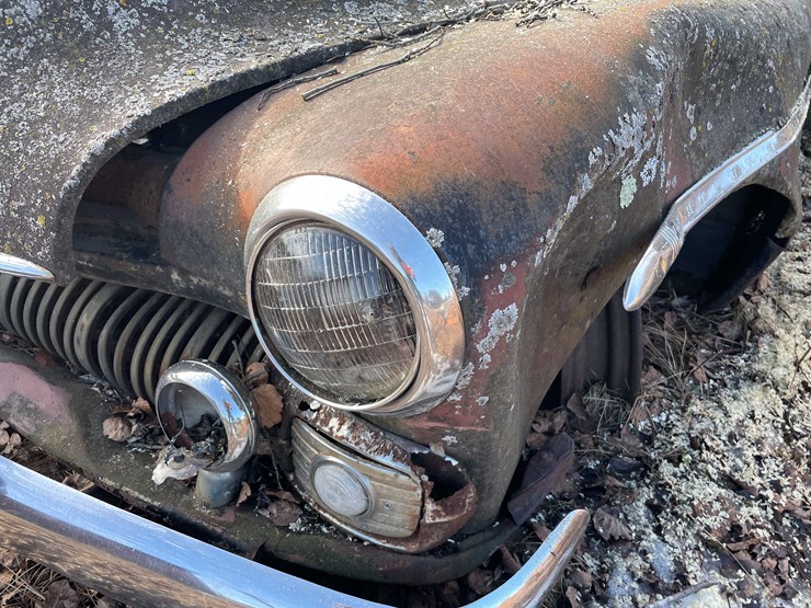 #13026-•-(1)-vintage-truck-and-(2)-vintage-cars-(no-title)-image-123