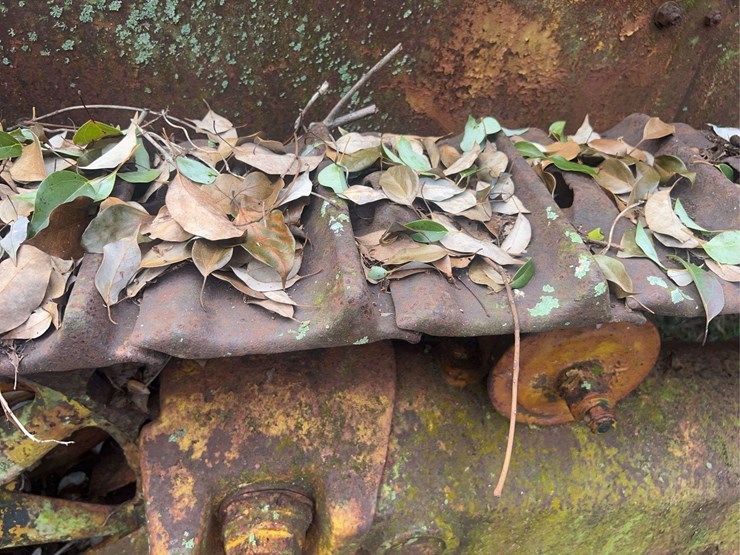 caterpillar-2-ton-crawler-image-49