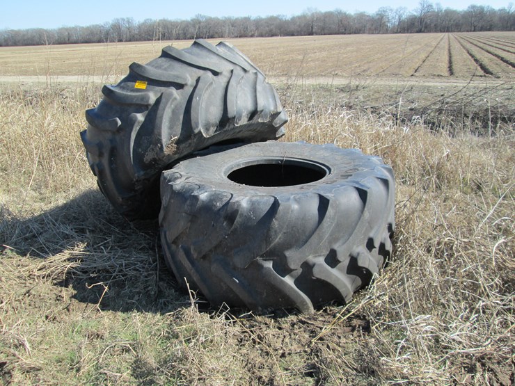 #27290-•-lot-of-(2)-firestone-750/65r26-float-tires-image-1
