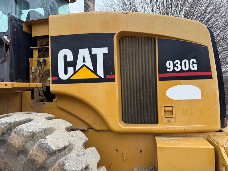 caterpillar-930g-image-37