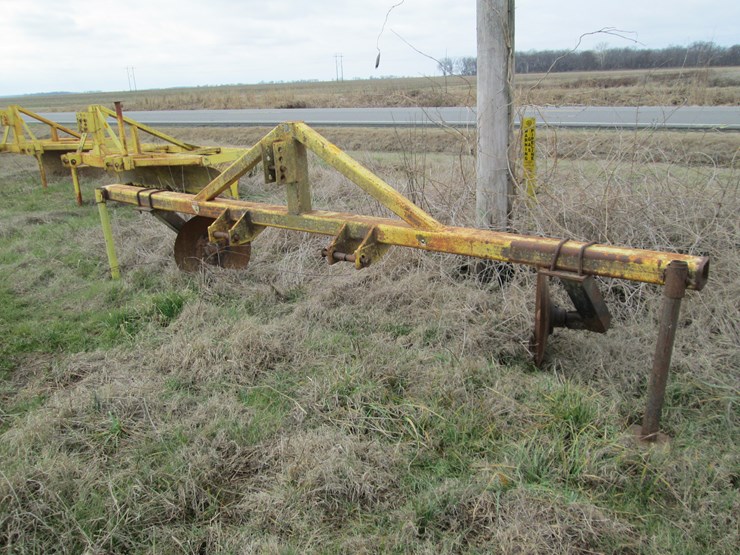 #27320-•-allen-mfg-14'-water-furrow-plow-am303131-image-1