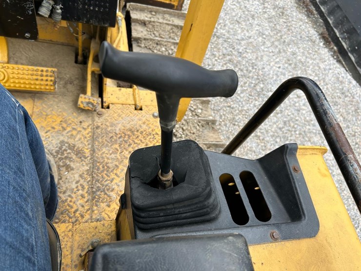 deere-650g-tc-image-24