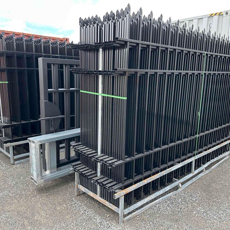 (40) 10’ Metal Site Fence W/ 20' Swing Gate (Looks Like Wrought Iron)