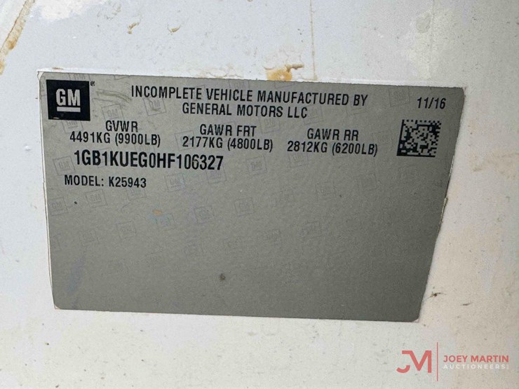 2017-chevrolet-2500-image-43