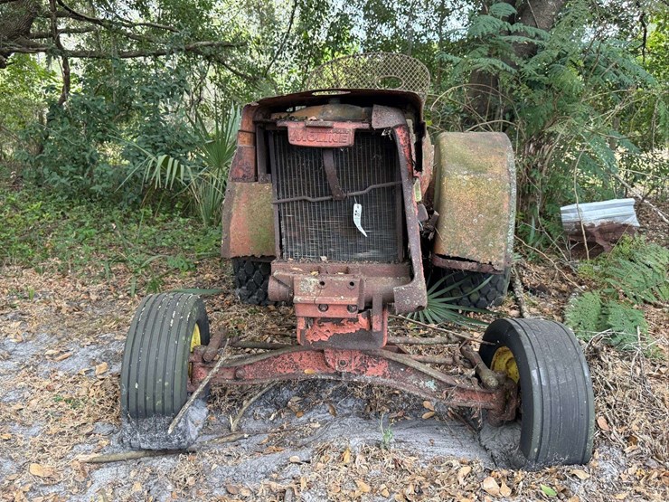 minneapolis-moline-lp-orchard-tractor-image-2