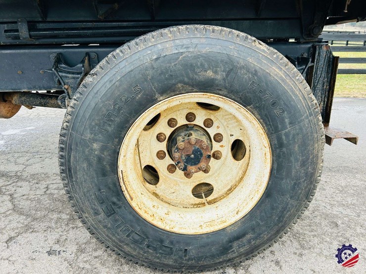 2012-international-durastar-4300-image-13