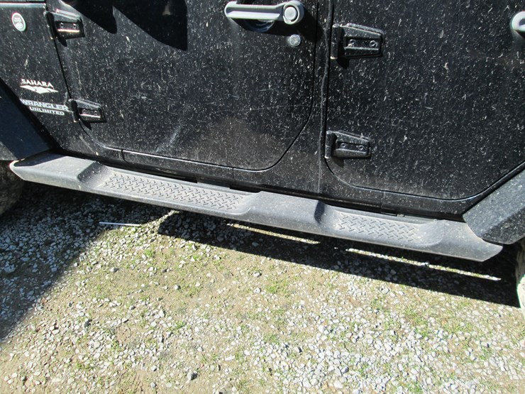 2010-jeep-wrangler-image-16