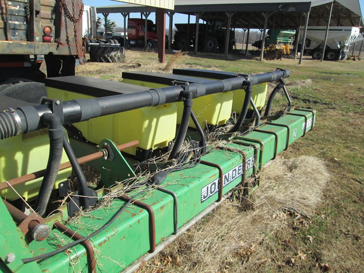 john-deere-1720-image-11