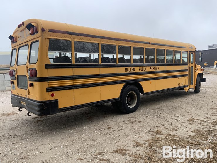 1987-chevrolet-bluebird-image-5