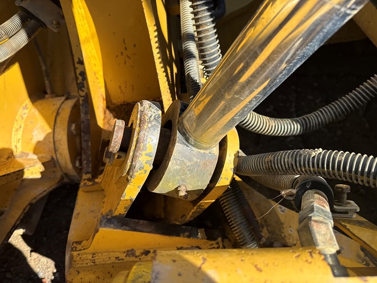 2015-caterpillar-d6t-lgp-image-20